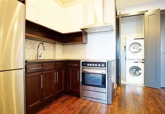 5th image of 306 Stockholm St #2C