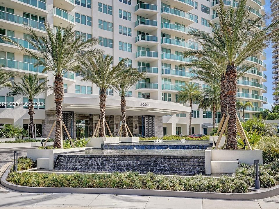 1st image of 20201 E Country Club Dr APT 1006