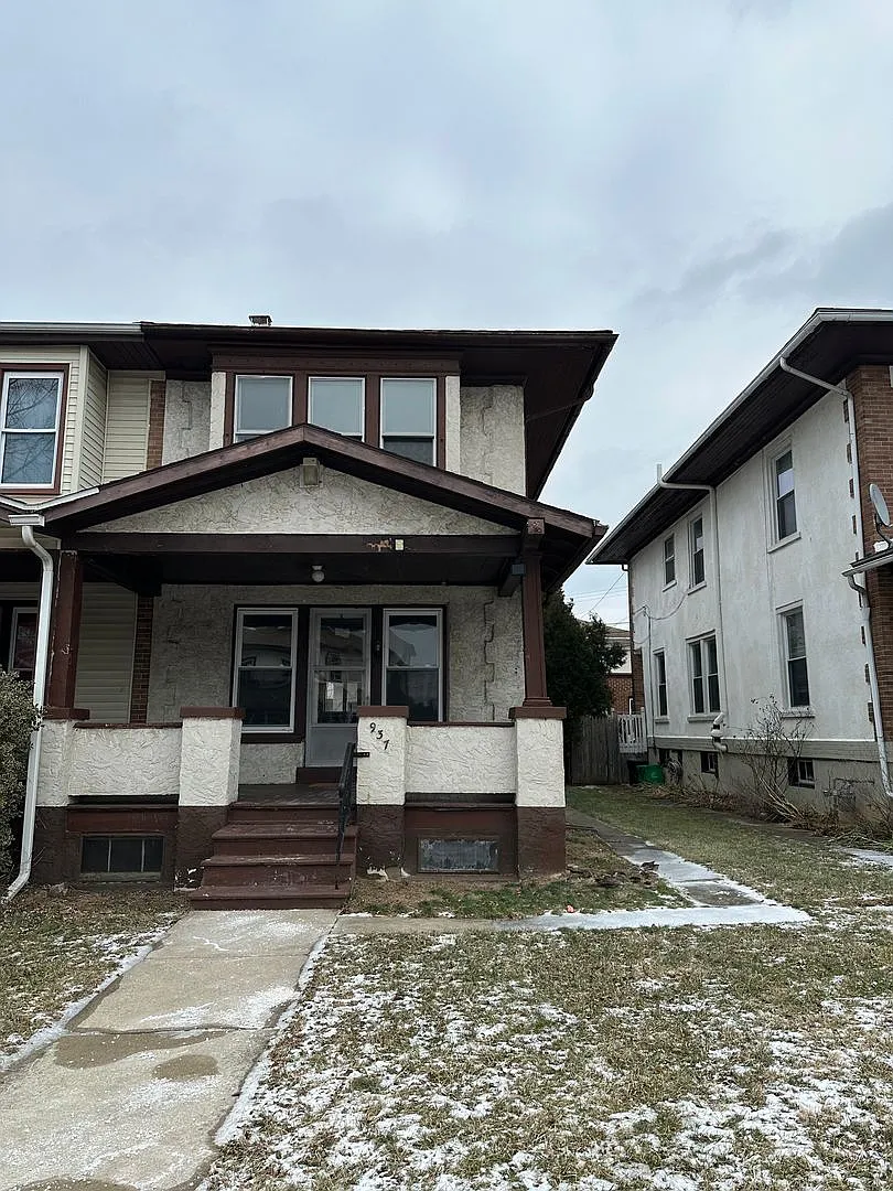 937 S 12th St photo 1