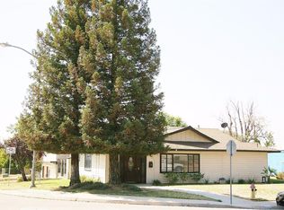 3033 Crestline Rd, Bakersfield, CA 93306