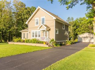632 Holt Rd, Webster, NY 14580