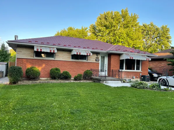 118 Mark St #A, London, ON N5V 2G9