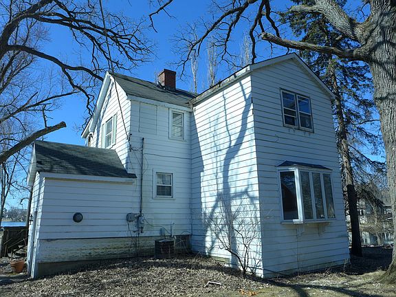 4th image of 33855 N Lake Shore Dr