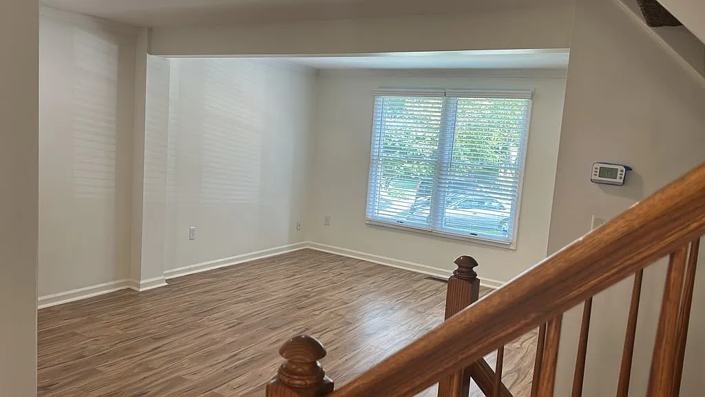 4 bed, 1740 sqft, $2,900 — Photo 3