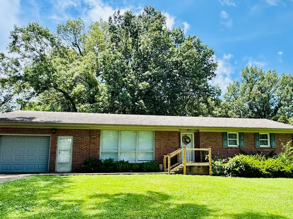 1728 Sycamore Dr, Benton, KY 42025
