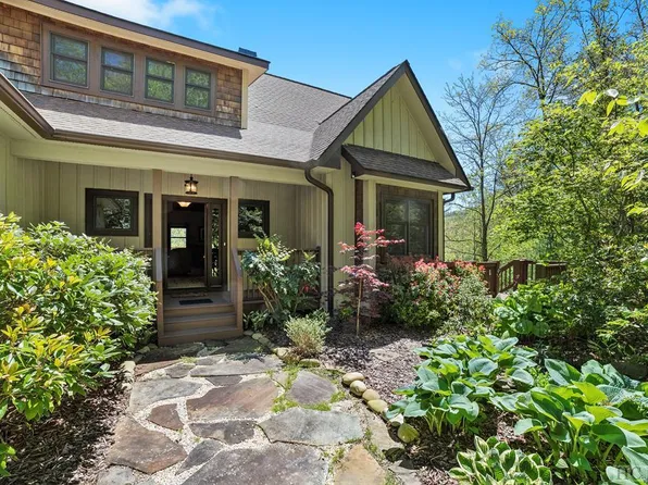 67 Rock Mountain Road, Sapphire, NC 28774