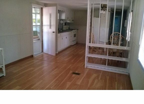 4th image of 34627 W Sherwood Dr