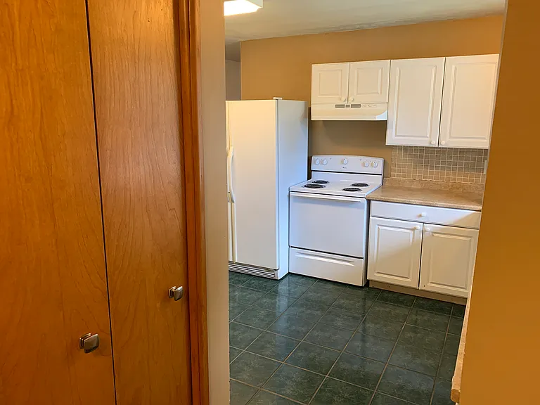 2212 Cedar Acres Dr — Photo 15