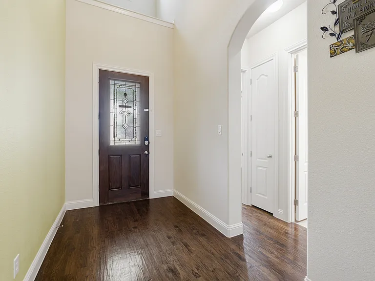 328 Anna Ave — Photo 14