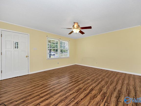 5th image of 28234 Cedar Hill Rd