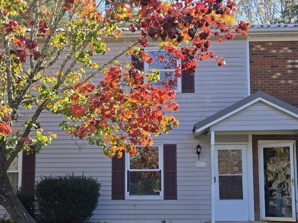 510 Cedarbrook Ct, Lewisville, NC 27023
