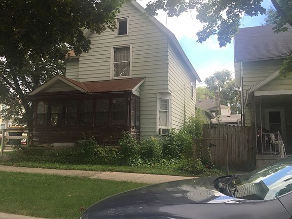3rd image of 258 National Ave NW
