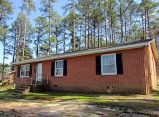 815 W Rose St, Sanford, NC 27330