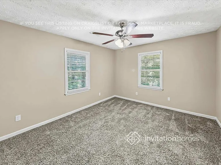 4611 Pine Harbor Ct NE — Photo 16