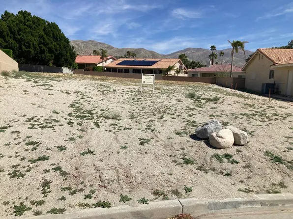 9460 Apawamis Rd, Desert Hot Springs, CA 92240