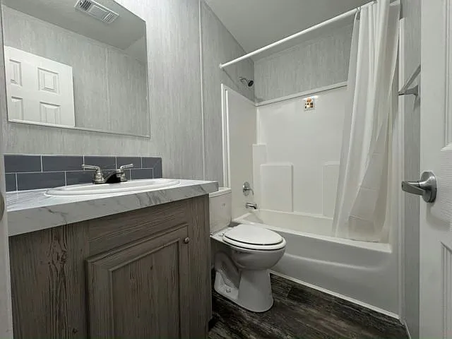 12840 Seminole Blvd #5 — Photo 6