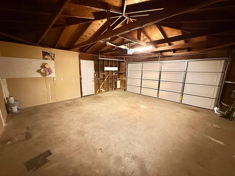 1115 Oxford Ct — Photo 25