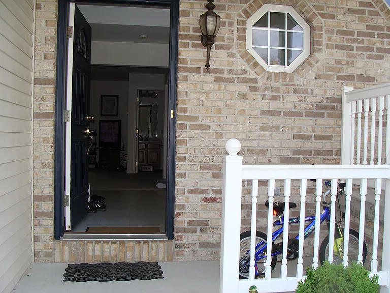 32 Keefer Way — Photo 13