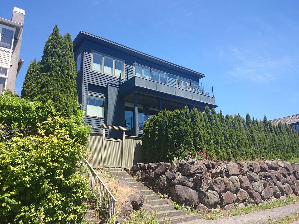 2nd image of 2503 Westmont Way W