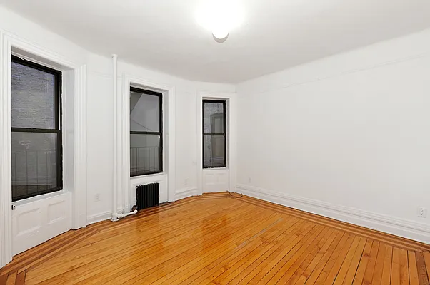 Rented by Aether Property Group | media 9