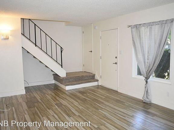 3rd image of 8812 La Riviera Dr Unit B