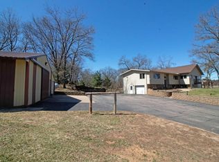 S12657 Dyke Rd, Spring Green, WI 53588