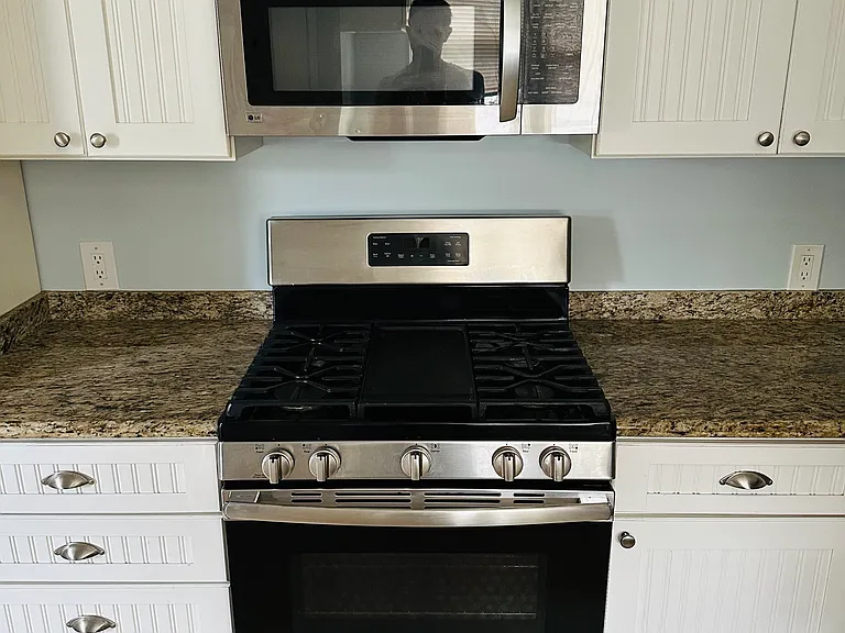 7361 W Manchester Ave — Photo 10