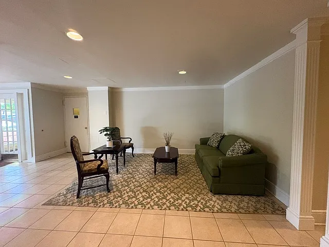 2 Consulate Dr #3B — Photo 3