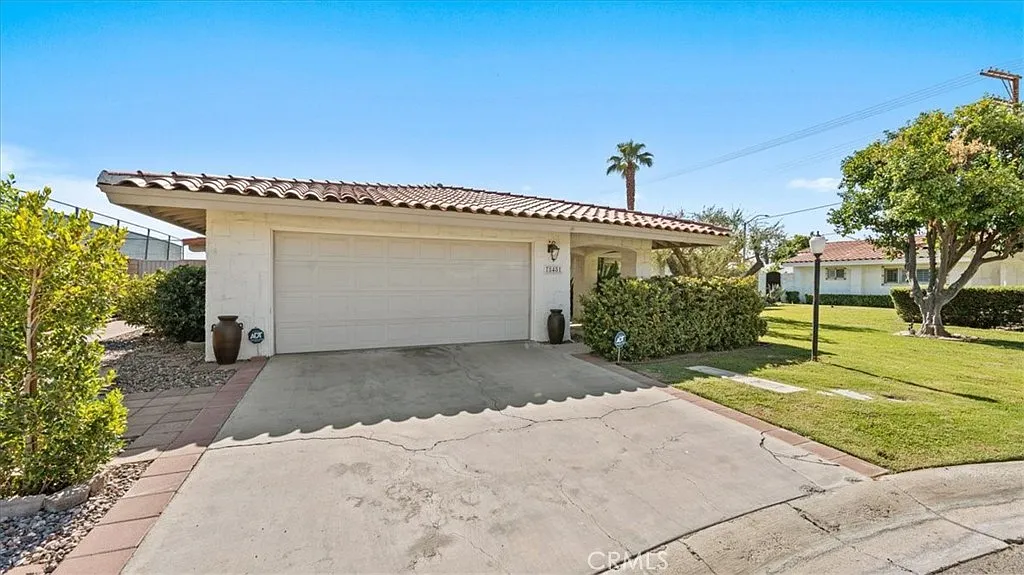 3 bed, 2168 sqft, $4,250 — Photo 1