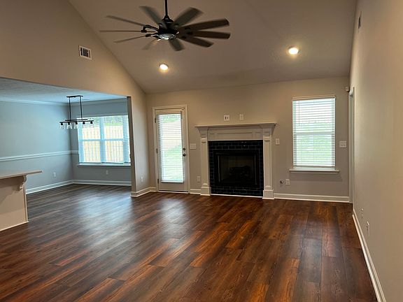 5th image of 7467 Hanford Drive
