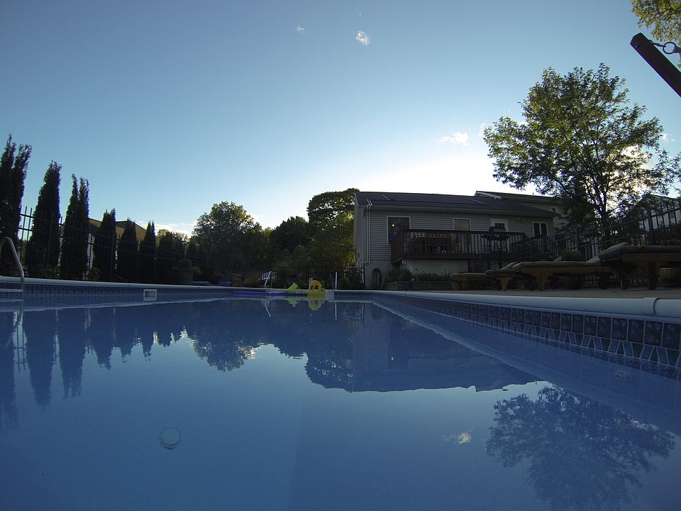 1st image of 21 Crawford Dr