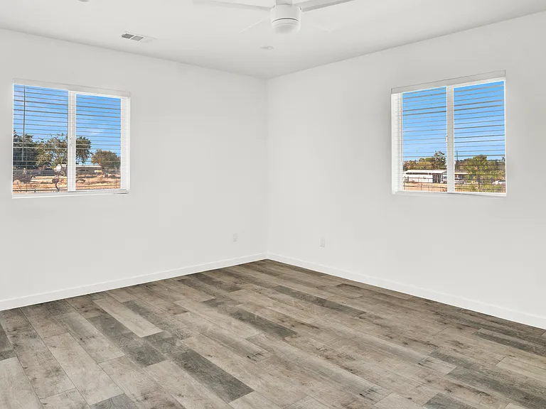 9701 E Avenue S12 — Photo 19