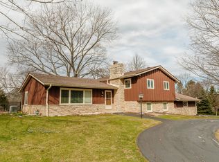 5861 Fenton Ct, Greendale, WI 53129