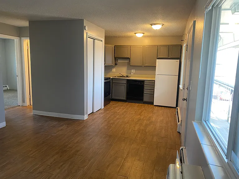 Living room to kitchen view