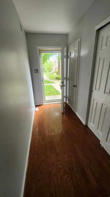34 Winston Ct — Photo 3