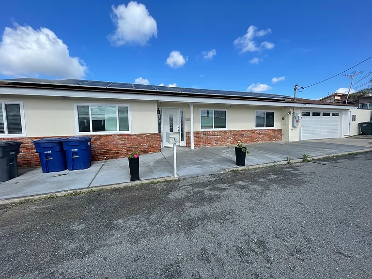 8118 Sterling Dr #1 — Photo 1
