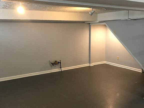 FINISHED LOWER LEVEL