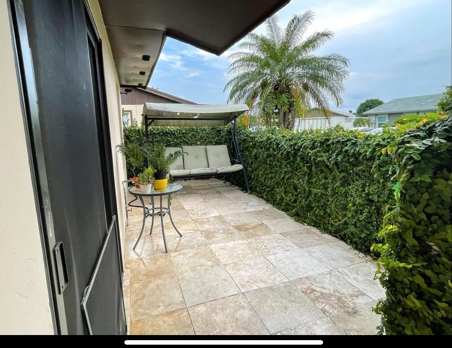 3 bed, 1015 sqft, $2,800 — Photo 4