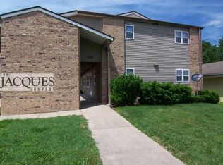 1373 E Division St APT 1C, Springfield, MO 65803