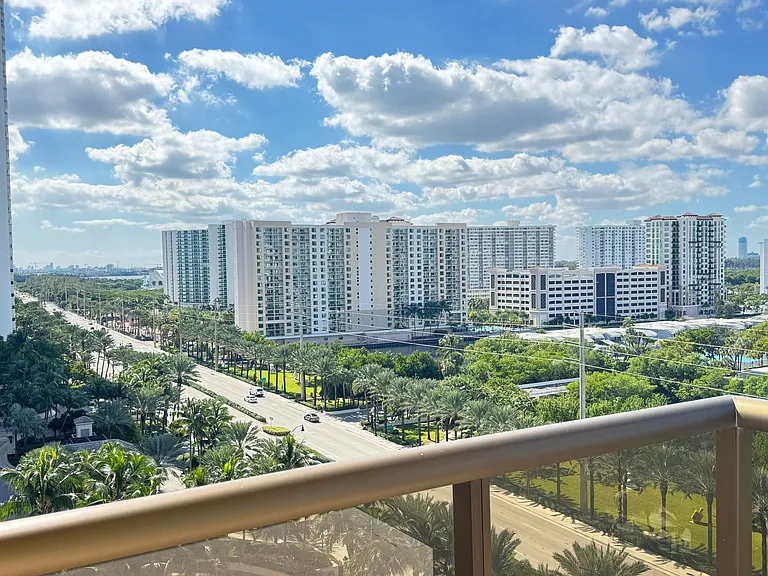 16275 Collins Ave #1004 — Photo 5