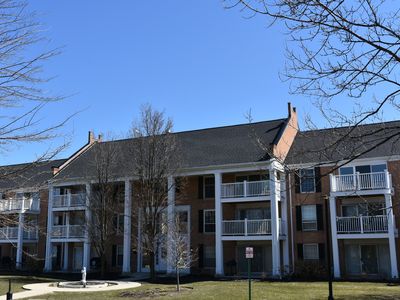 5501 Carriageway Dr APT 213, Rolling Meadows, IL, 60008