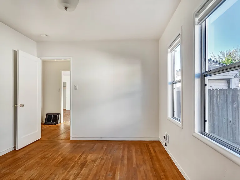 1311 Hopkins St #A — Photo 17
