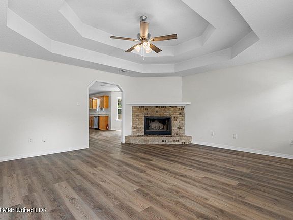 4th image of 8909 Mermaid Ave