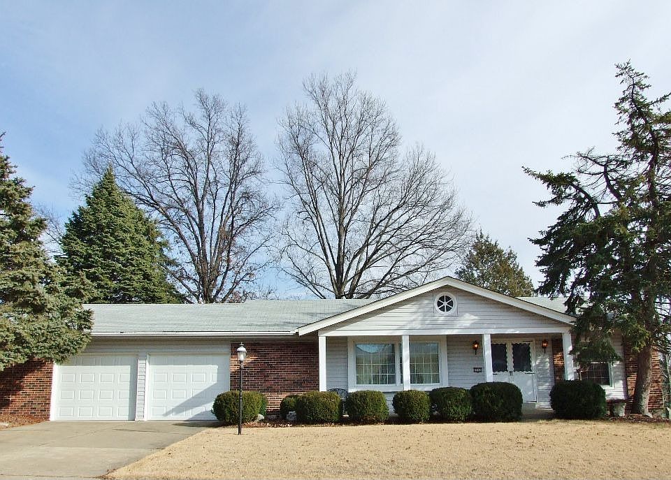1st image of 2080 Barcelona Dr
