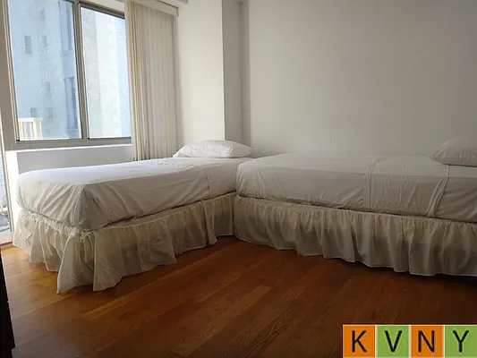 Rented by KVNY Soho | media 34