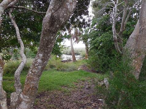 5th image of 1504 S Flagler Ave