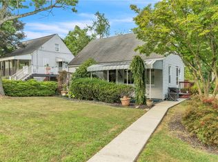 6207 Pleasant St, South Park, PA