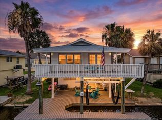 4306 Spanish Main, Jamaica Beach, TX 77554