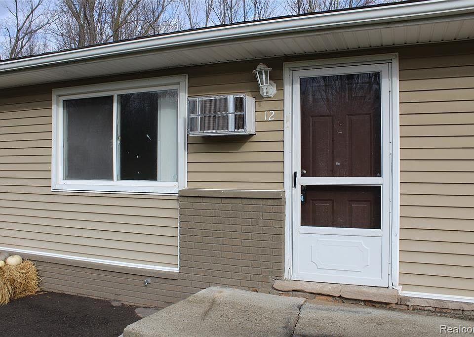 1st image of 46411 Jefferson Ave #12
