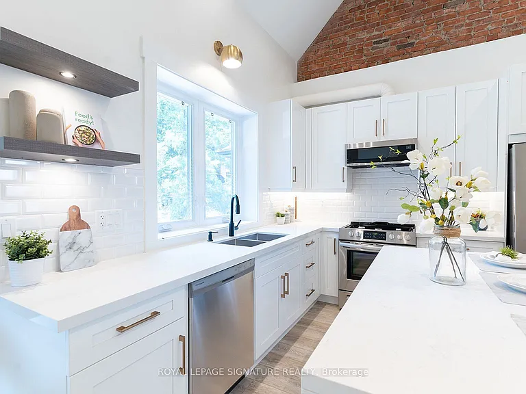 129 Kenilworth Ave — Photo 3